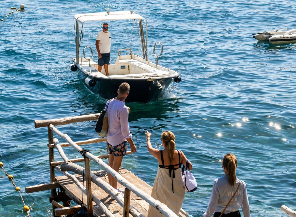 Hotel Le Agavi Water Taxi