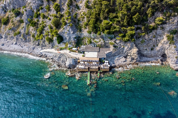 Remmese Positano New