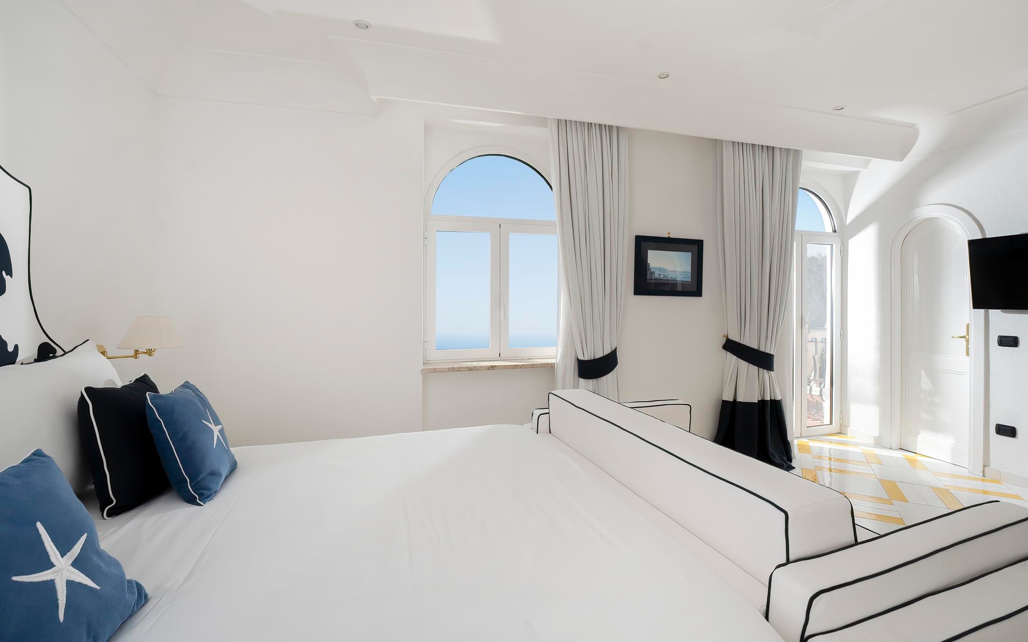 Deluxe Camere Leagavi Positano 01